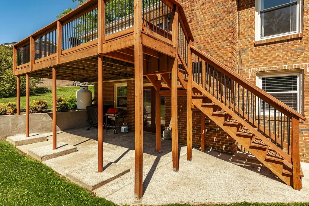 131 Honeysuckle Drive Hendersonville TN 37075