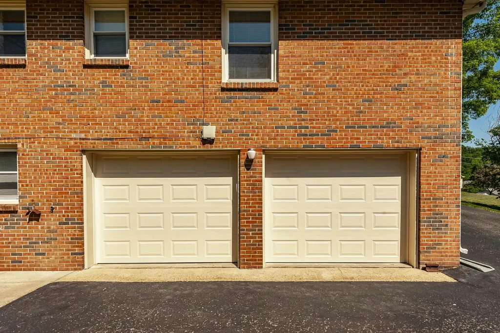 131 Honeysuckle Drive Hendersonville TN 37075