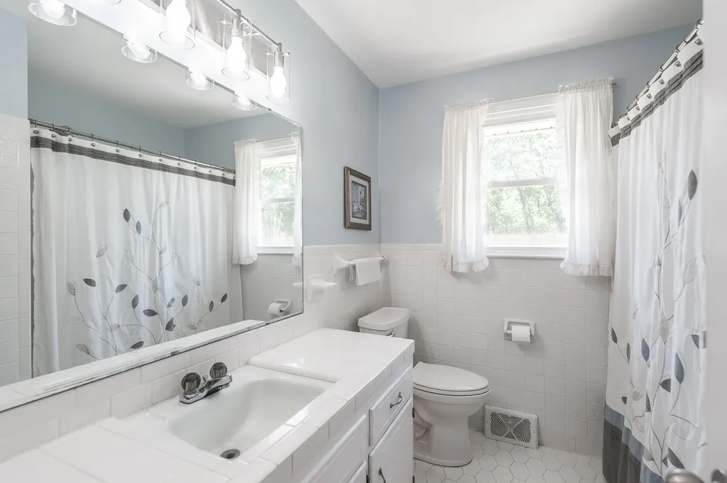 131 Honeysuckle Drive Hendersonville TN 37075