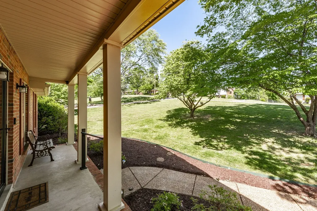 131 Honeysuckle Drive Hendersonville TN 37075