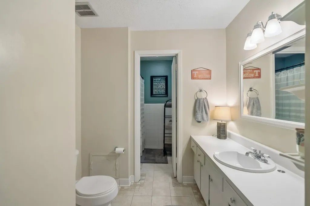 5510 Country Drive Nashville TN 37211