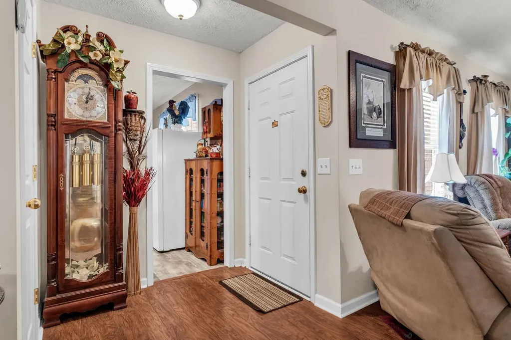 800 S Brown Lane Gallatin TN 37066
