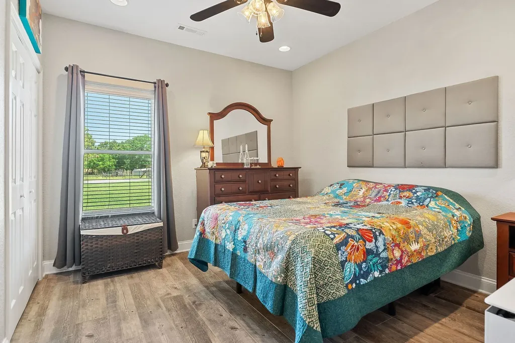 1004 Dry Creek Road Smithville TN 37166