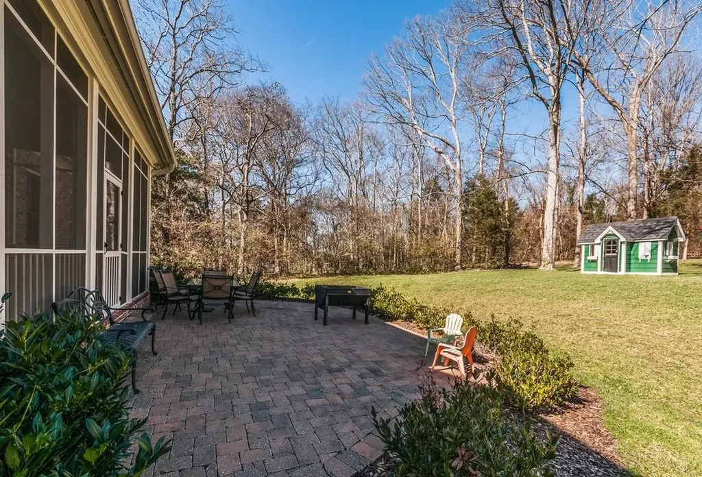 1330 Burton Valley Road Nashville TN 37215