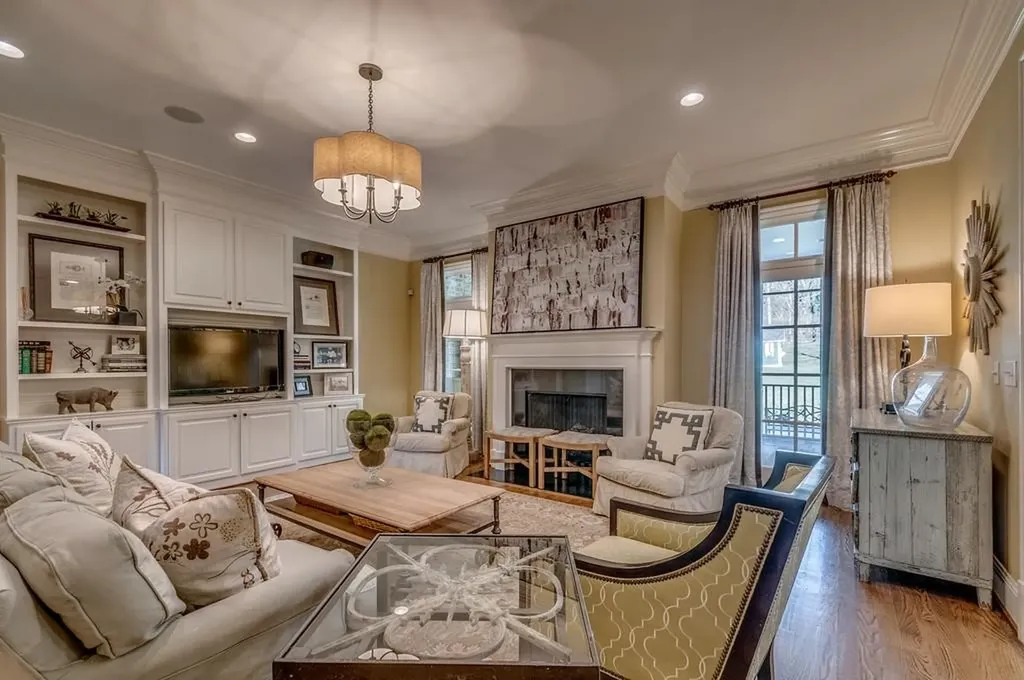 1330 Burton Valley Road Nashville TN 37215