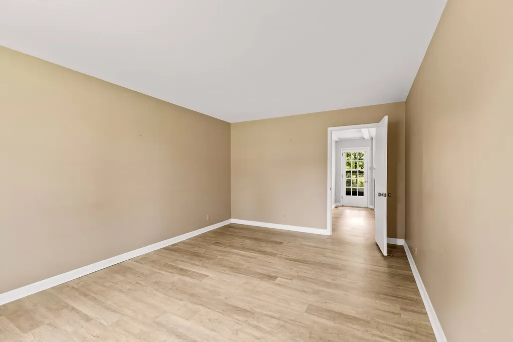 233 Iris Drive Hendersonville TN 37075