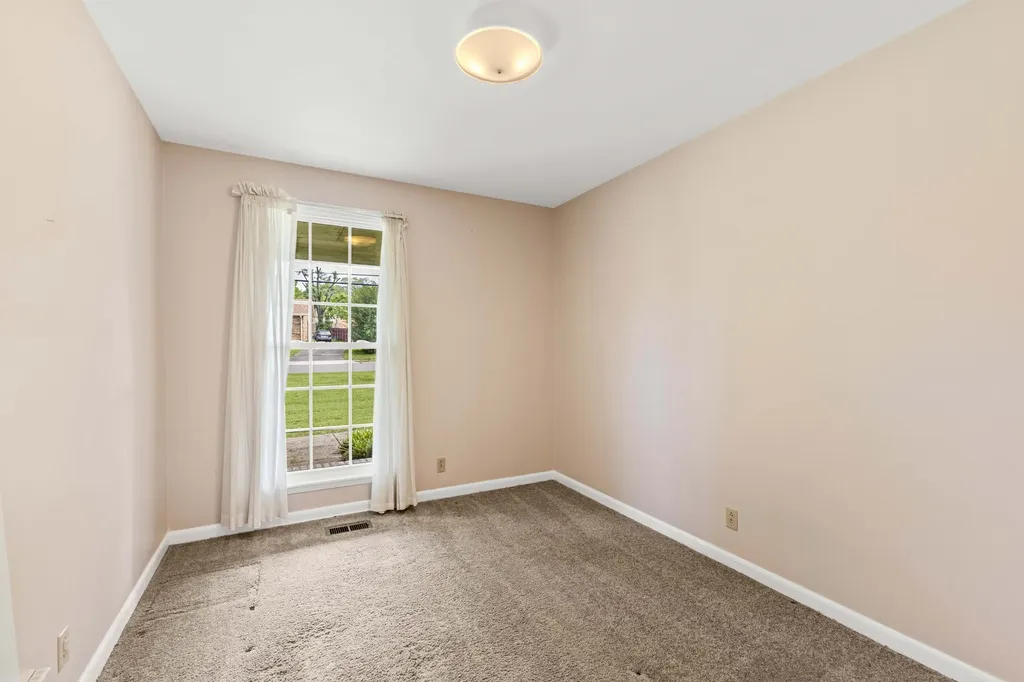 233 Iris Drive Hendersonville TN 37075