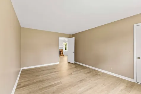 233 Iris Drive Hendersonville TN 37075