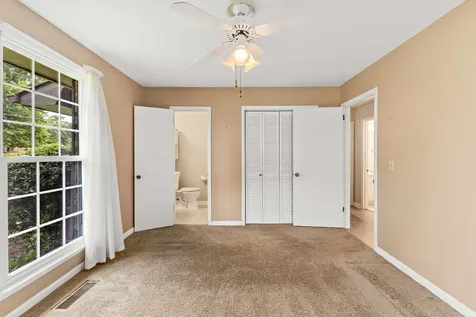 233 Iris Drive Hendersonville TN 37075