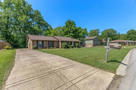 233 Iris Drive Hendersonville TN 37075