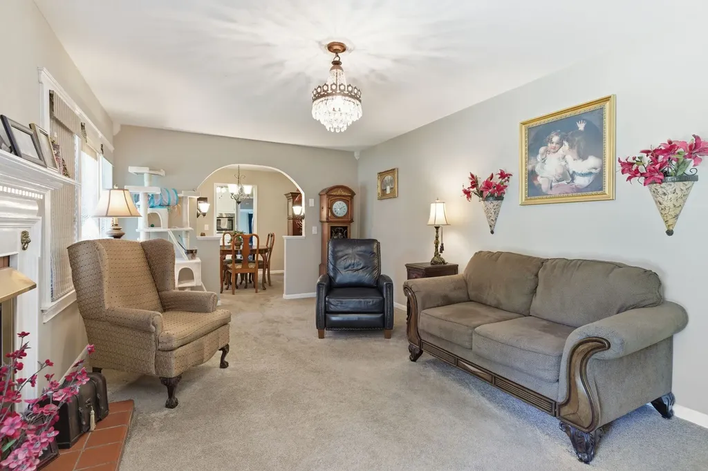 2678 Highway 41, S Greenbrier TN 37073