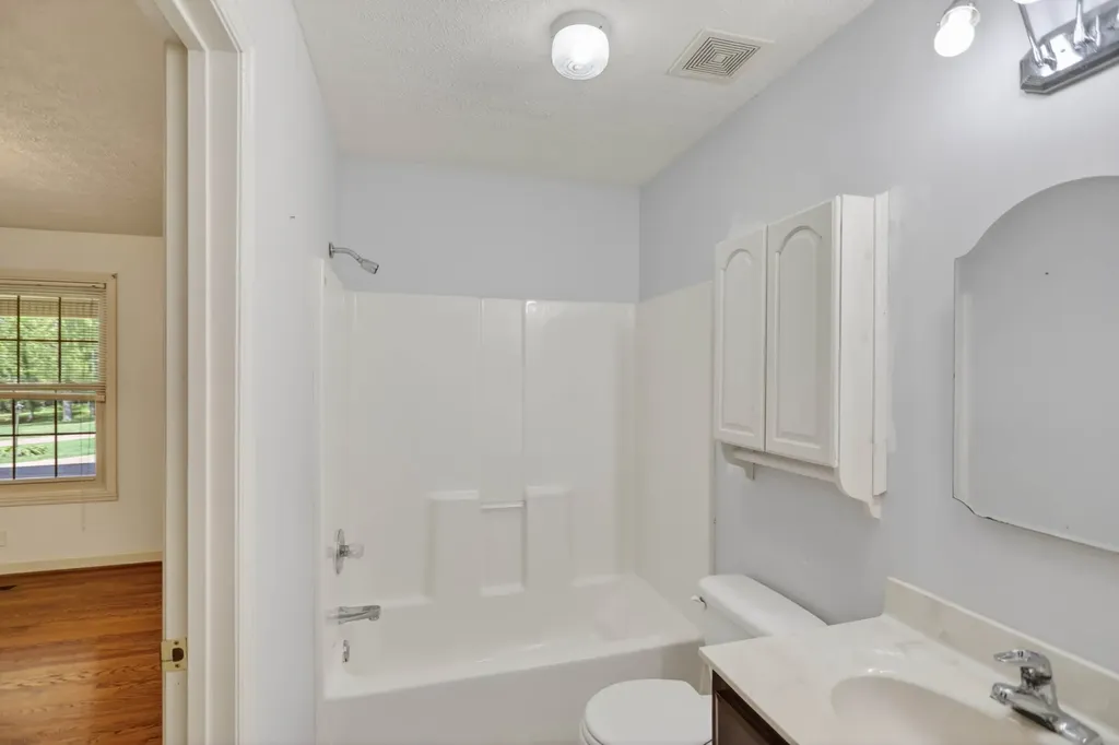 1174 Highway 25 Gallatin TN 37066