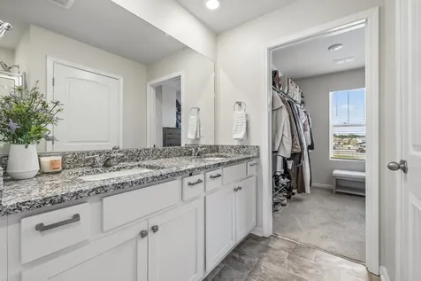 6022 Christeene Court White House TN 37188