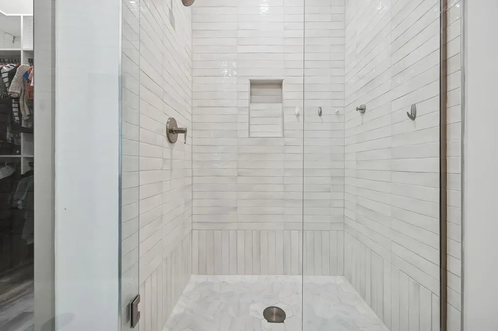 2004 Edison Park Lane Nashville TN 37209