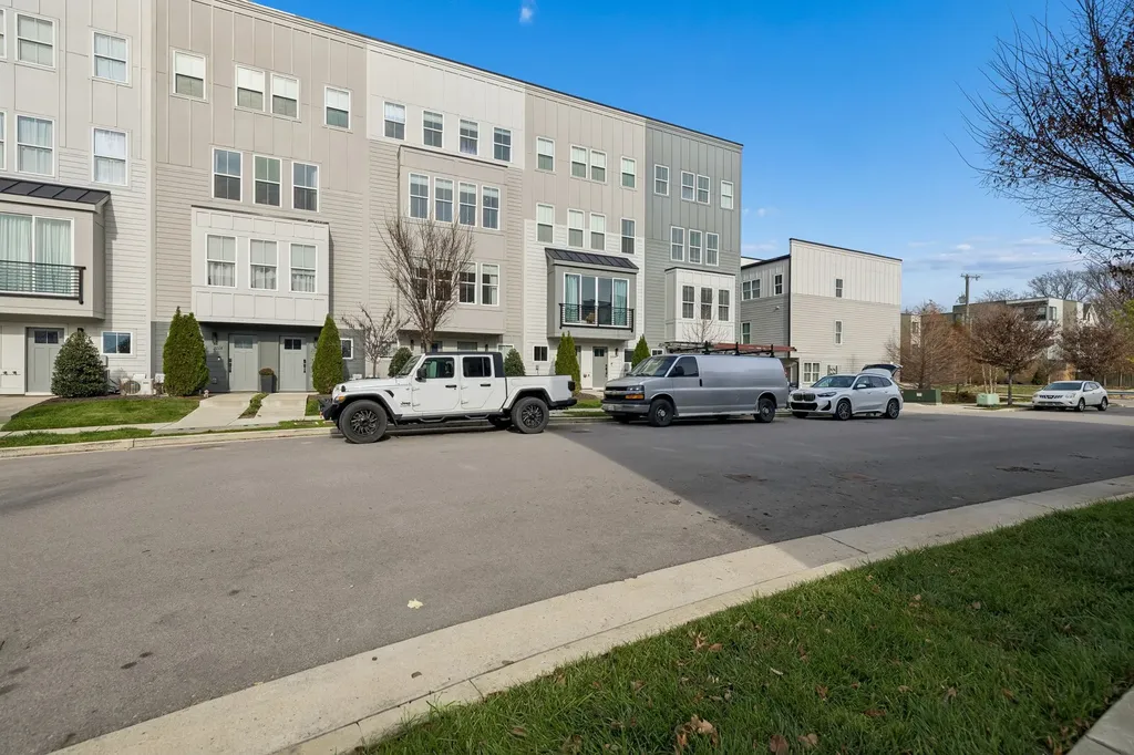 2004 Edison Park Lane Nashville TN 37209