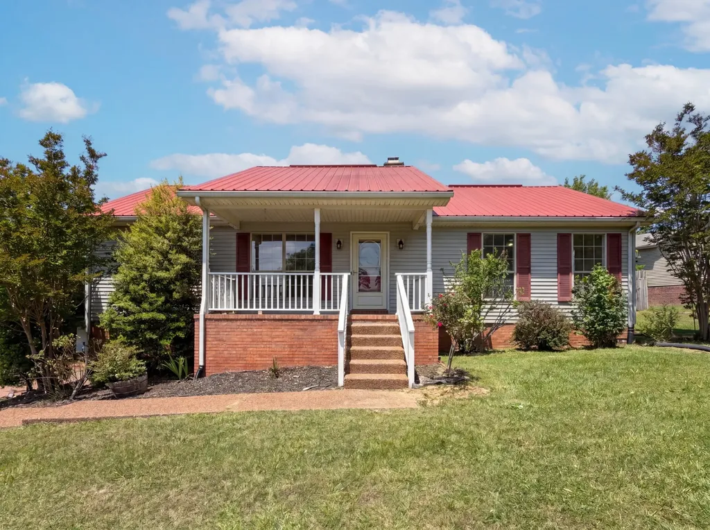 1037 Shadowbrook Drive Greenbrier TN 37073