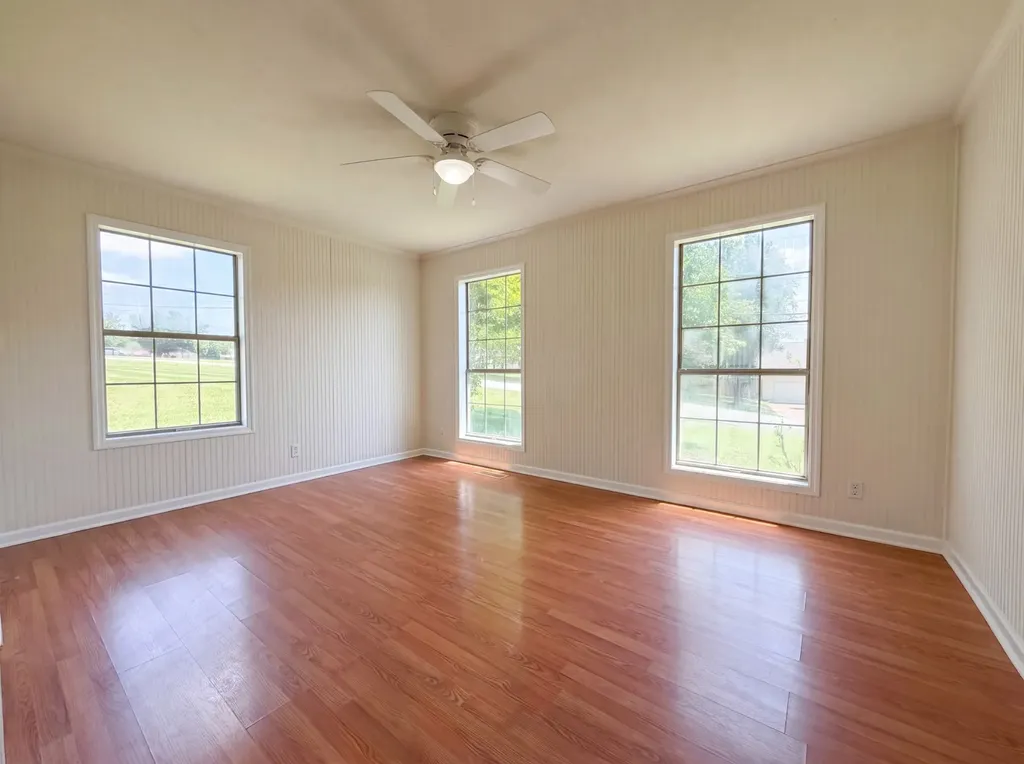 1037 Shadowbrook Drive Greenbrier TN 37073