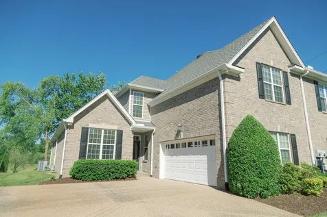 1013 Larkwood Drive Hermitage TN 37076