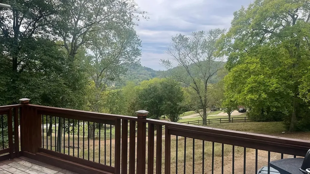 1222 Country Road Franklin TN 37069