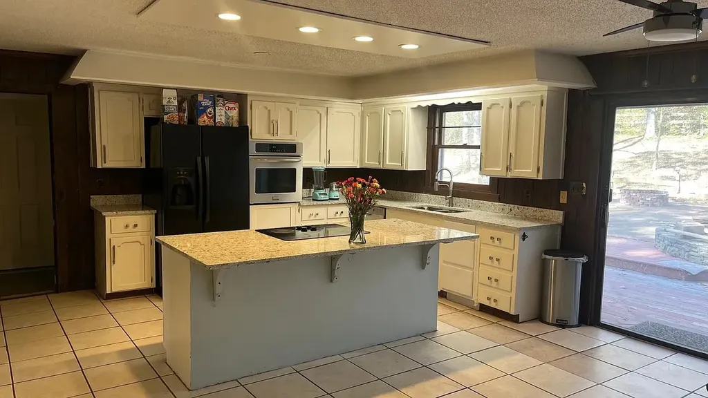 1222 Country Road Franklin TN 37069