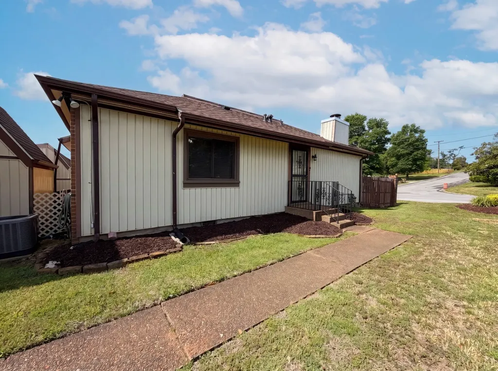 1014 Heritage Drive Madison TN 37115