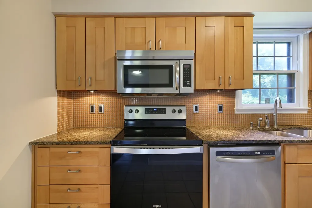 222 Westfield Drive Nashville TN 37221