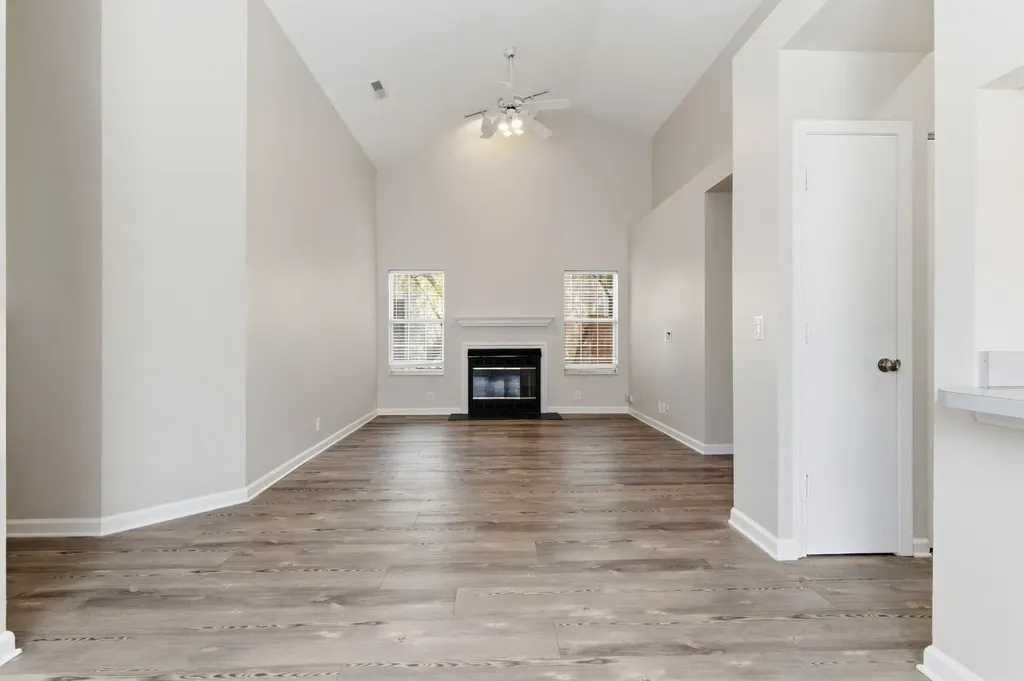 5910 Colchester Drive Hermitage TN 37076