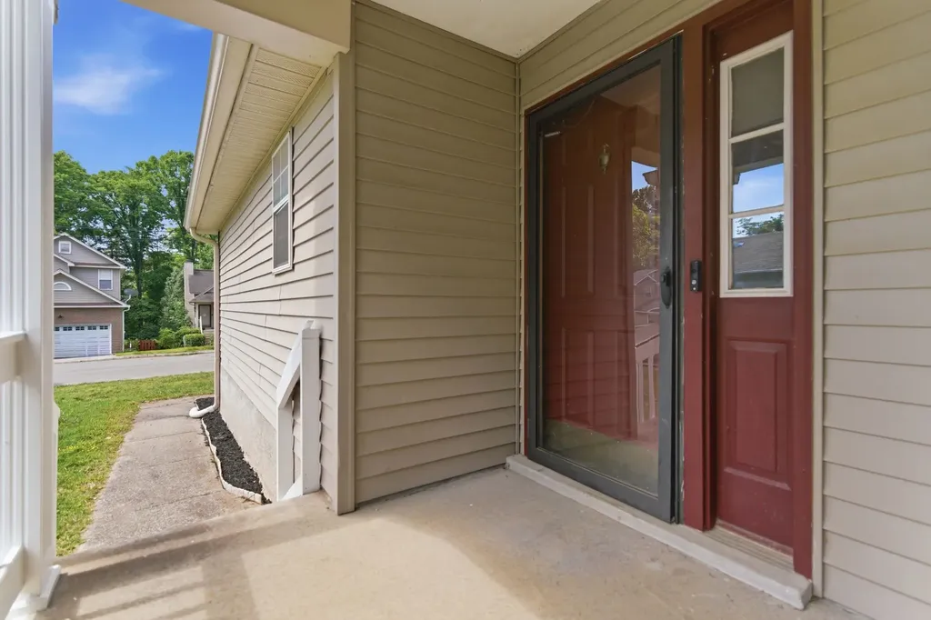 5910 Colchester Drive Hermitage TN 37076