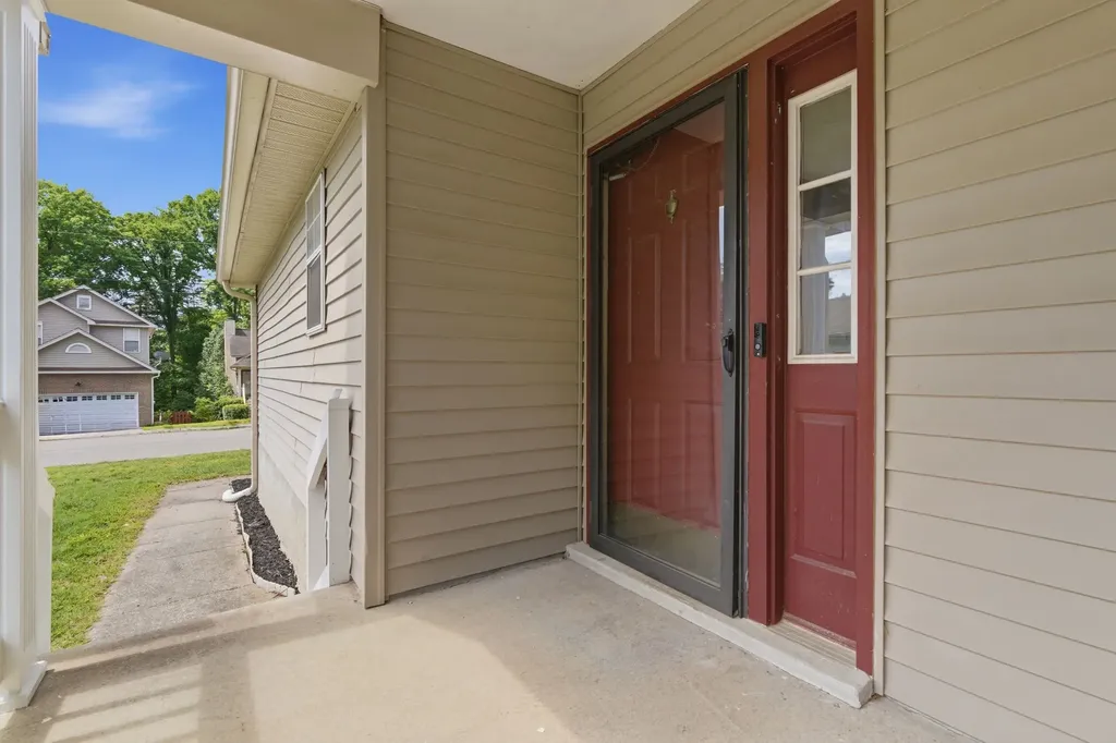 5910 Colchester Drive Hermitage TN 37076