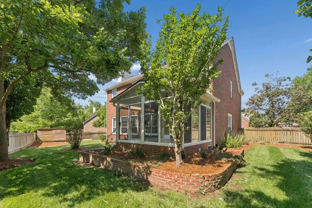 6217 Deerbrook Drive Nashville TN 37221