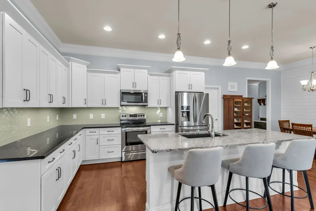 2252 Stonecenter Lane Murfreesboro TN 37128