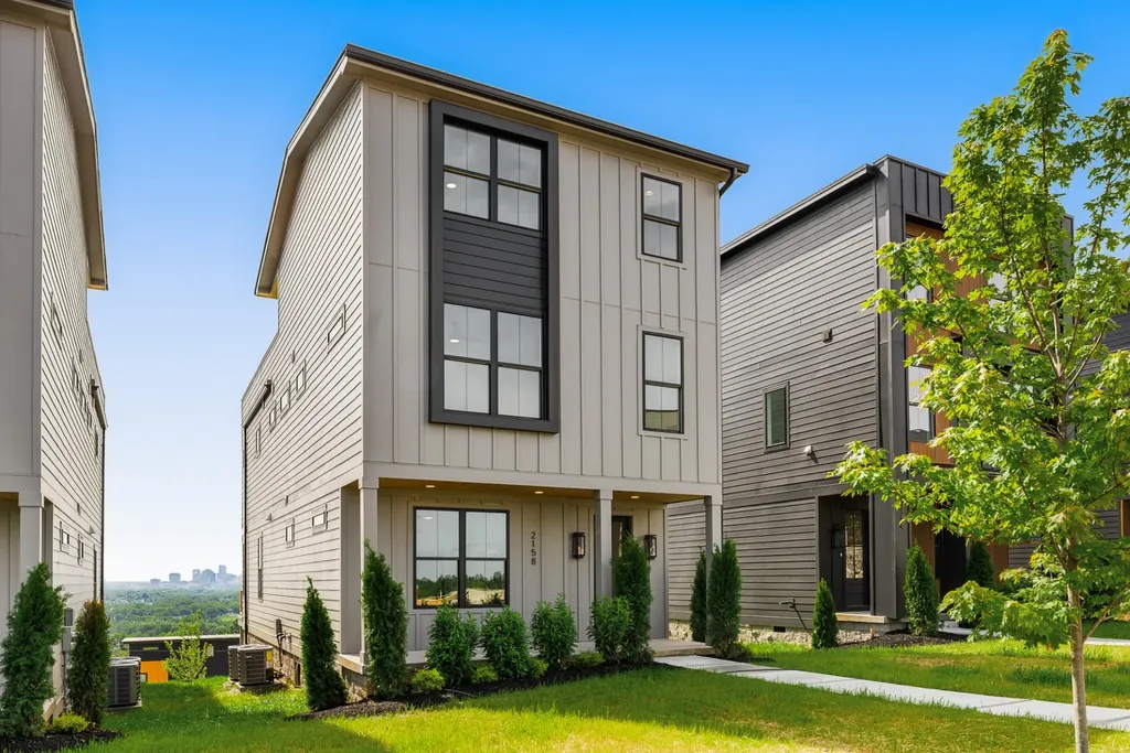 2158 Summitt Avenue Nashville TN 37218
