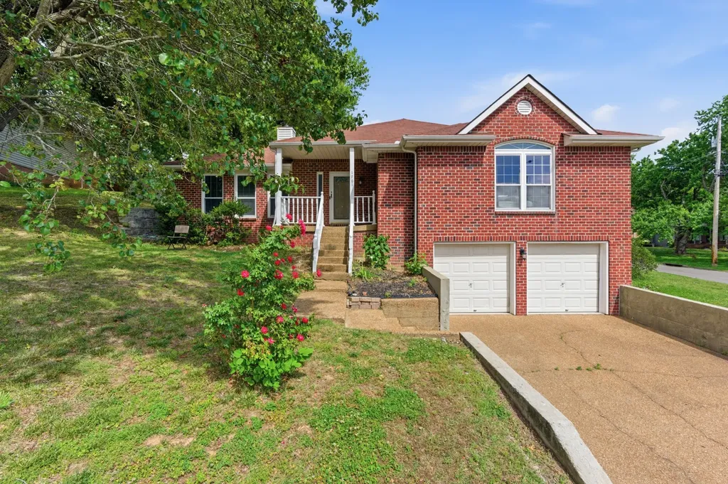 1701 Ridgemere Court Hermitage TN 37076