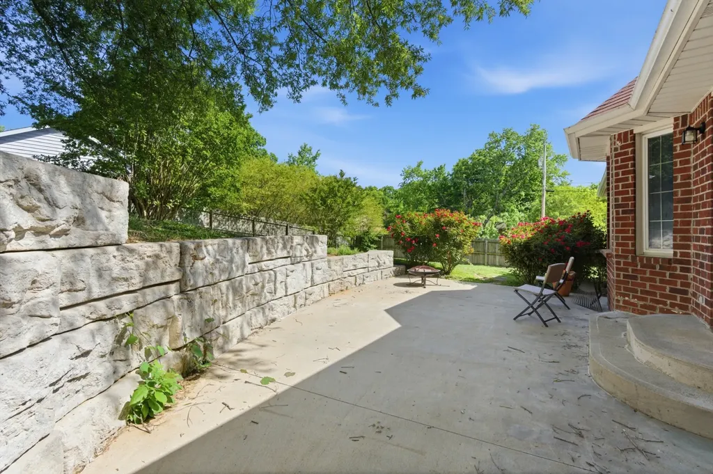 1701 Ridgemere Court Hermitage TN 37076