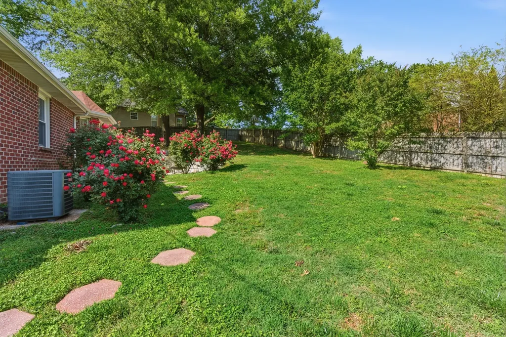 1701 Ridgemere Court Hermitage TN 37076