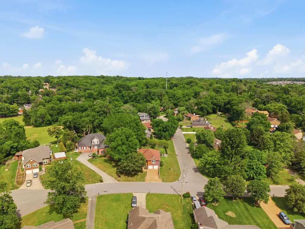 1701 Ridgemere Court Hermitage TN 37076