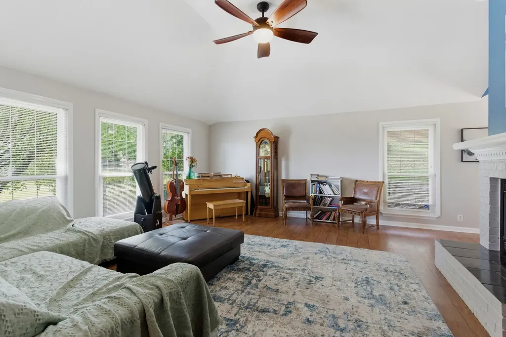 1701 Ridgemere Court Hermitage TN 37076