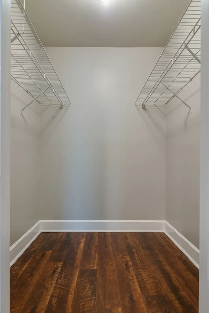 2040 Graybar Lane Nashville TN 37215