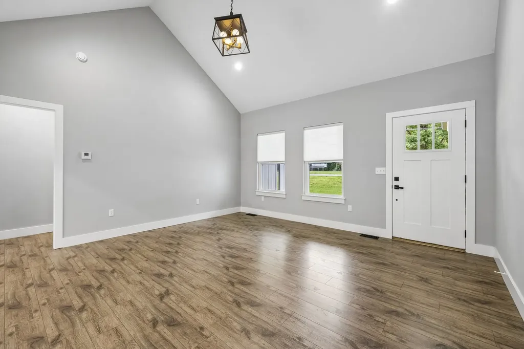 111 Friel Drive Waverly TN 37185