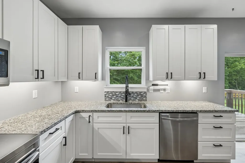 111 Friel Drive Waverly TN 37185