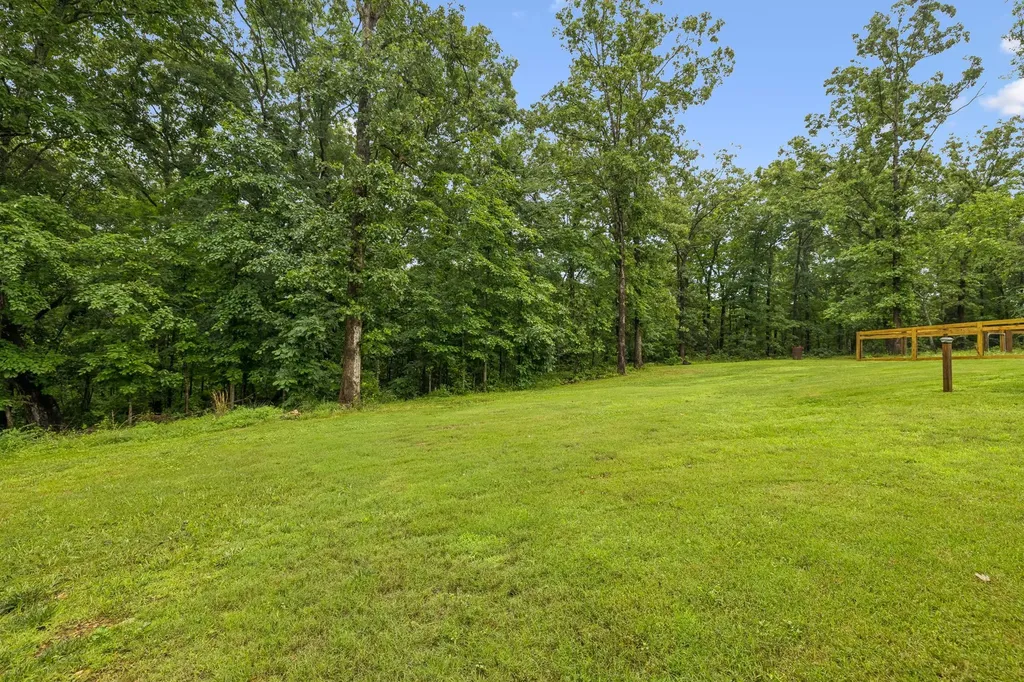 111 Friel Drive Waverly TN 37185