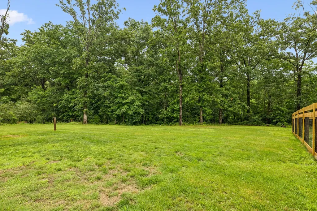 111 Friel Drive Waverly TN 37185