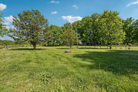 127 Deer Point Road Unionville TN 37180