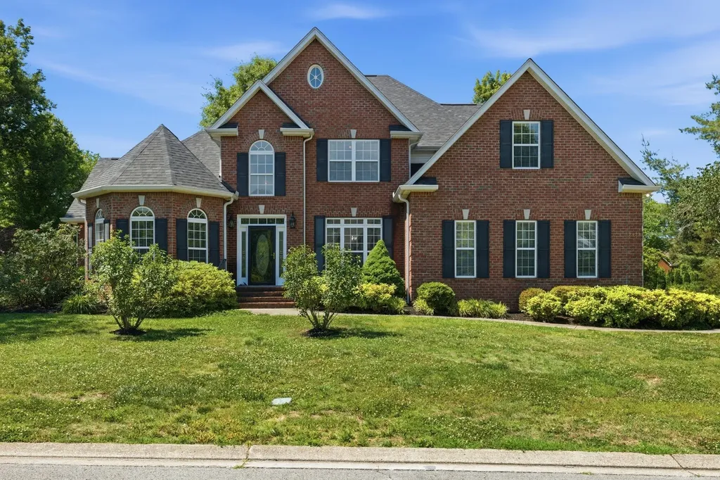 2322 Garrison Cove Murfreesboro TN 37130