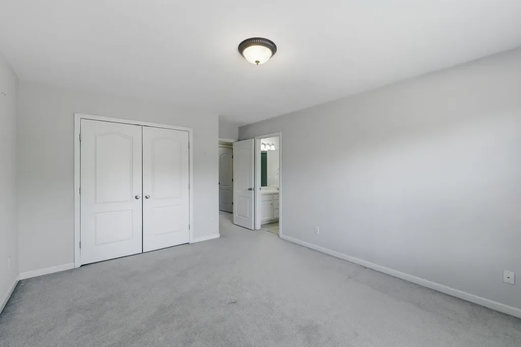 2322 Garrison Cove Murfreesboro TN 37130
