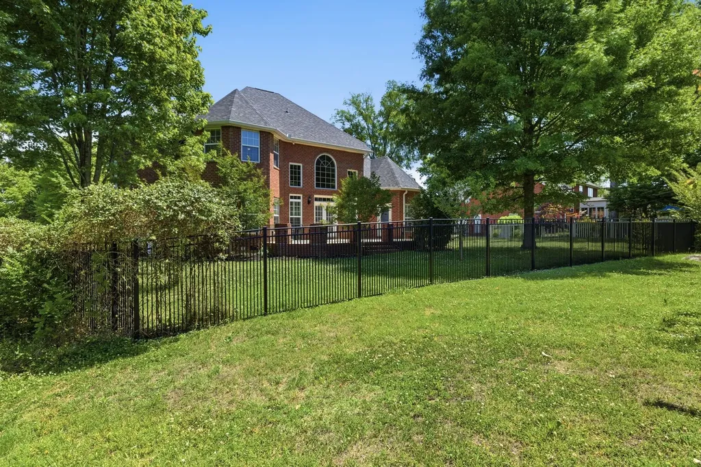 2322 Garrison Cove Murfreesboro TN 37130