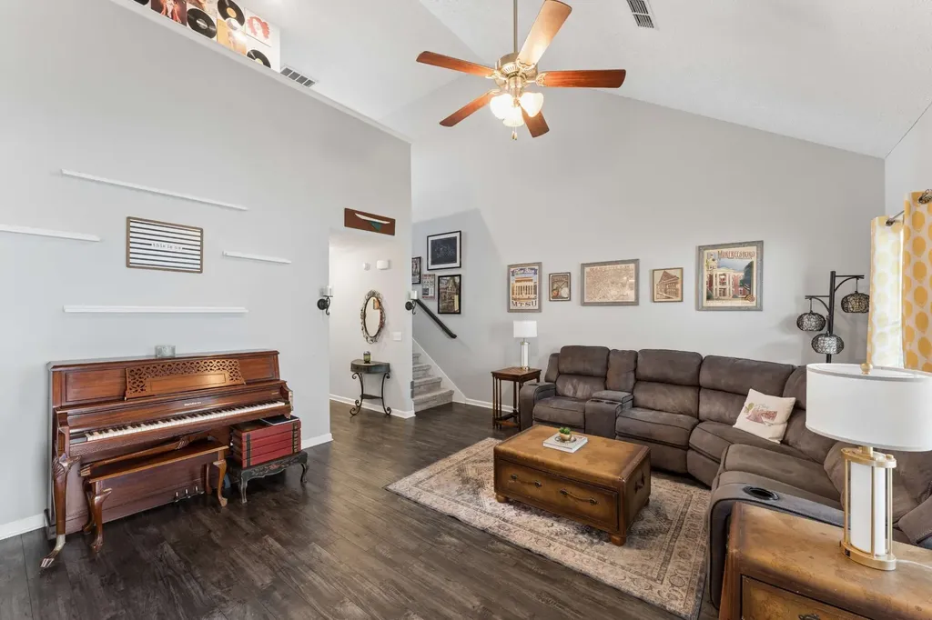 4416 Sunday Silence Way Murfreesboro TN 37128