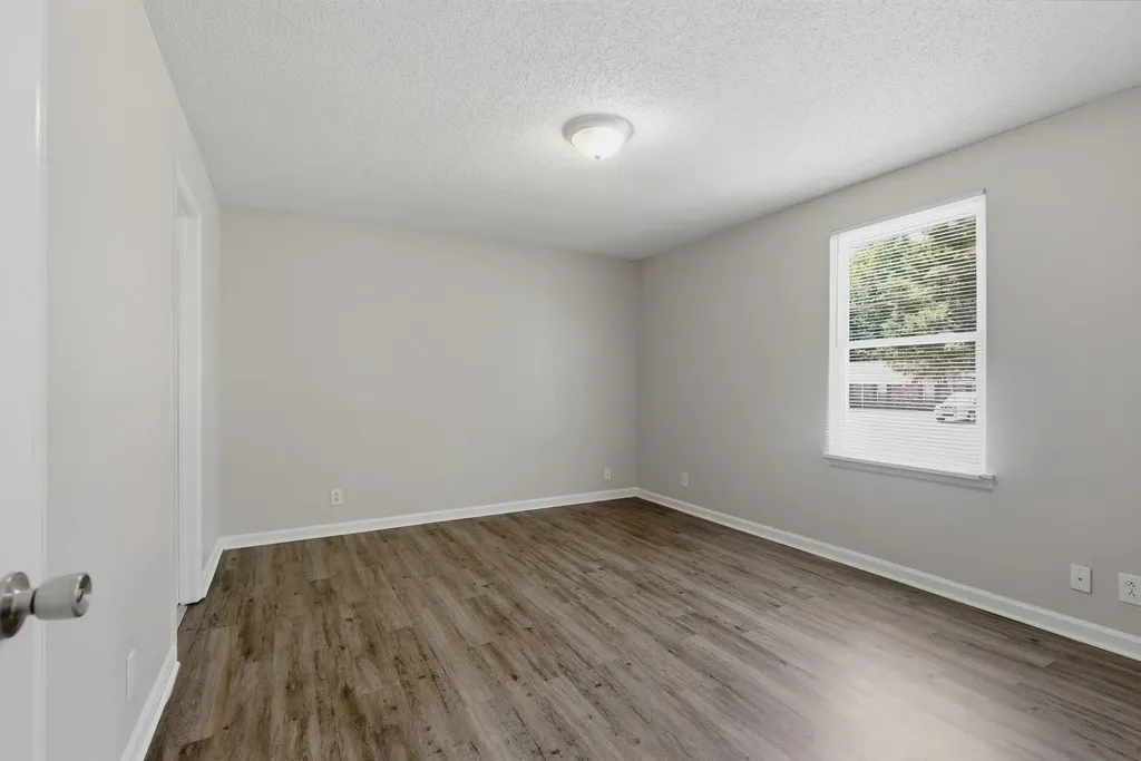 353 Dupuis Drive Clarksville TN 37042