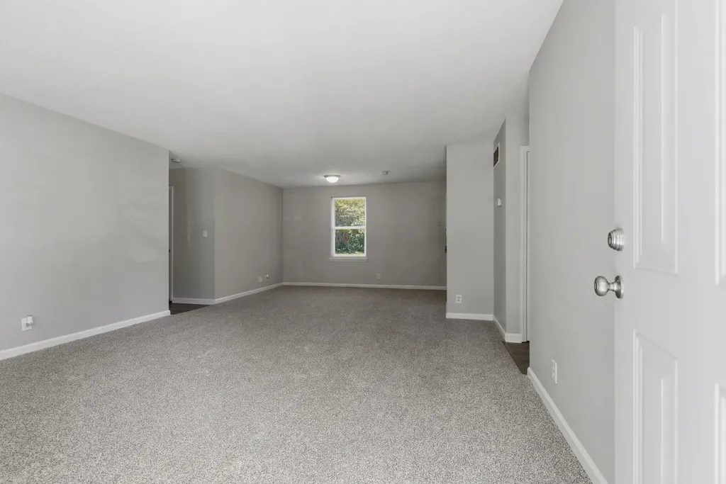 353 Dupuis Drive Clarksville TN 37042