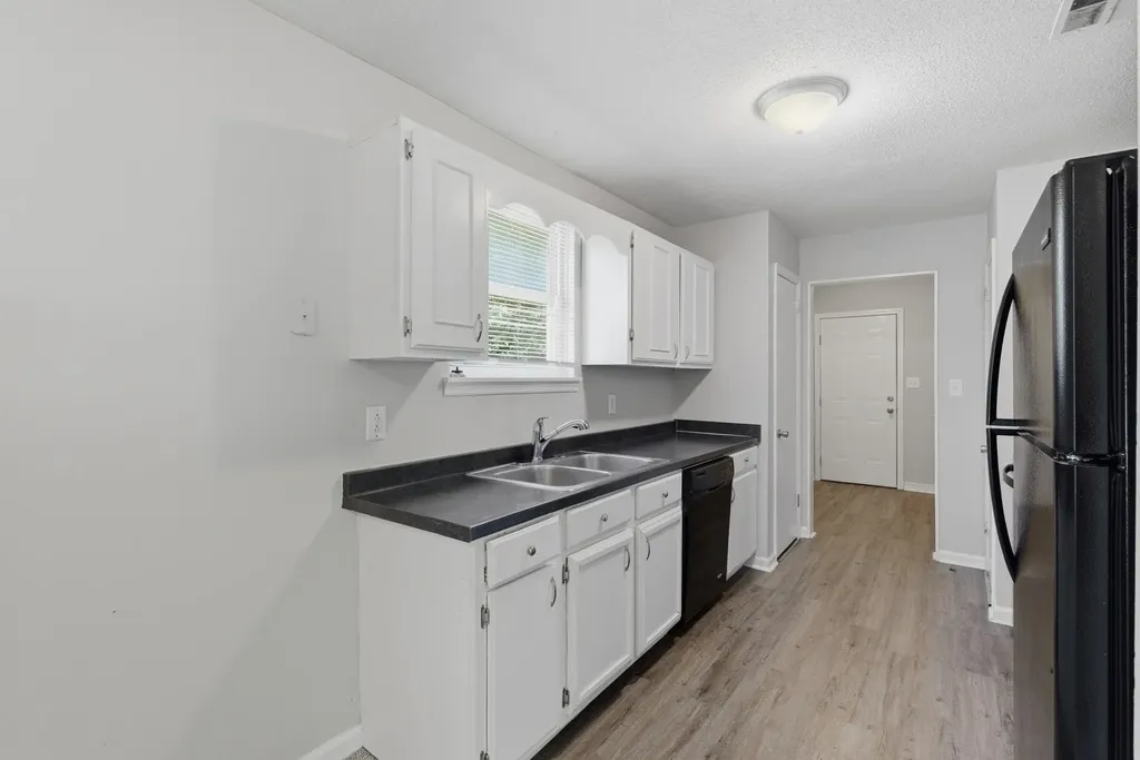 353 Dupuis Drive Clarksville TN 37042